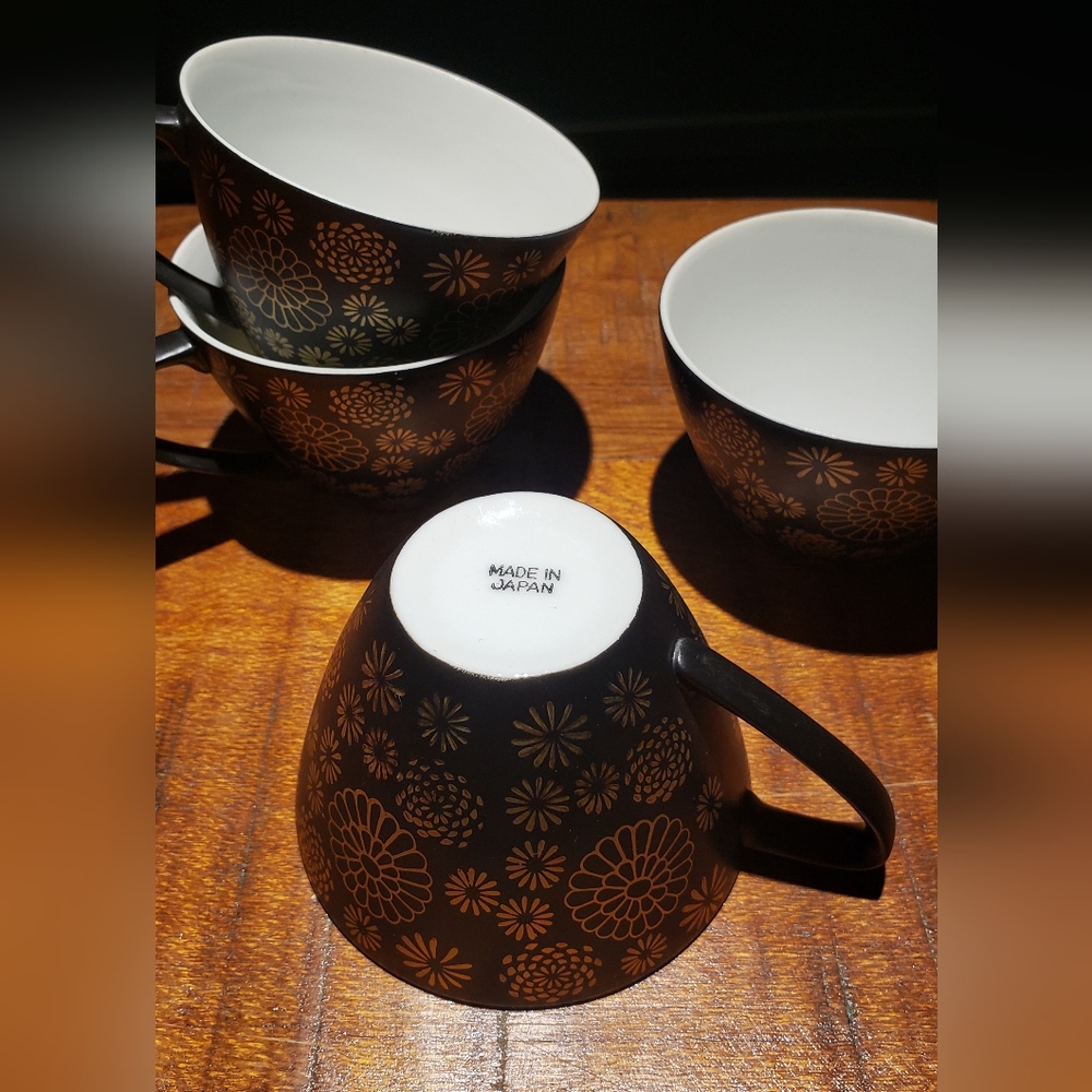 Vintage tea cups